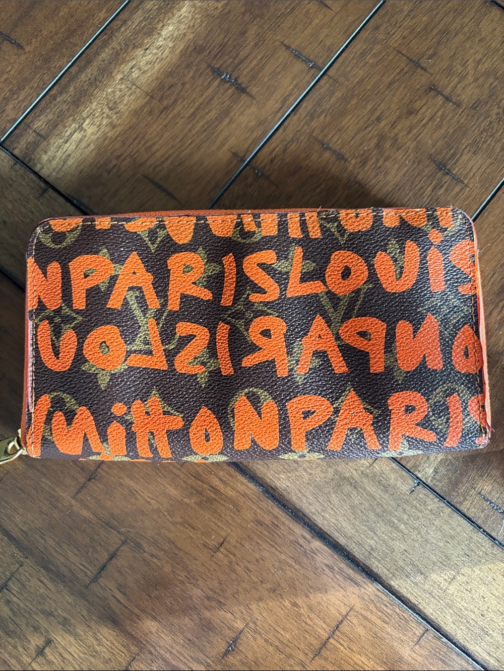 Cute Fashion Graffiti Zippy Wallet Orange Read Descriptiin